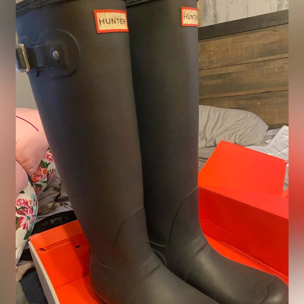 Navy Hunter Boots